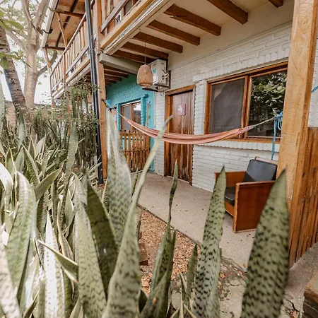 Hotel Nantu Hosteria Puerto Lopez Exterior photo