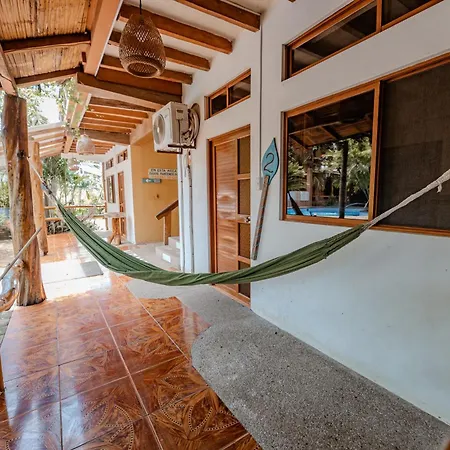Hotel Nantu Hosteria Puerto Lopez Exterior photo