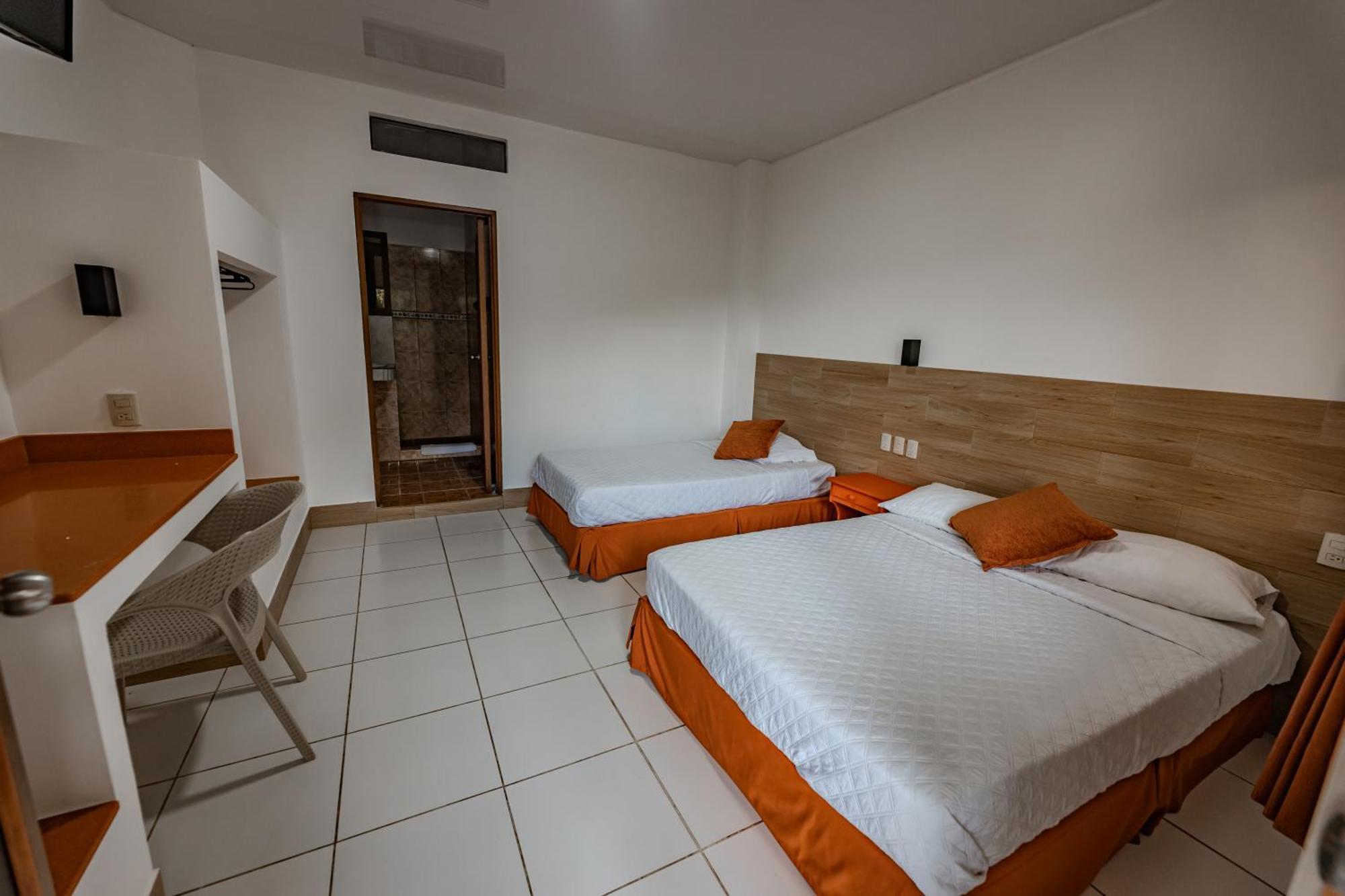 Hotel Nantu Puerto López